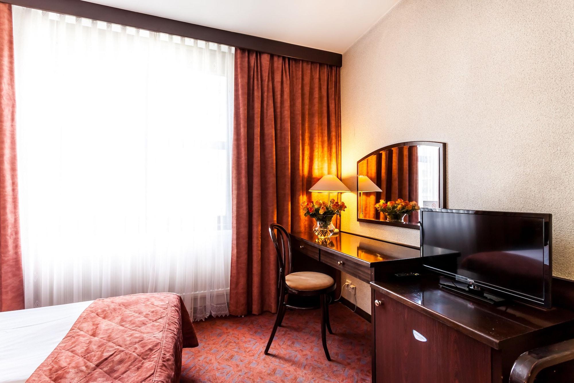 Go Cracow Resort Krakow Ngoại thất bức ảnh
