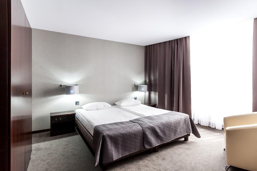 Go Cracow Resort Krakow Ngoại thất bức ảnh