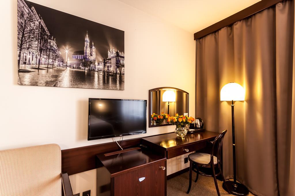 Go Cracow Resort Krakow Ngoại thất bức ảnh