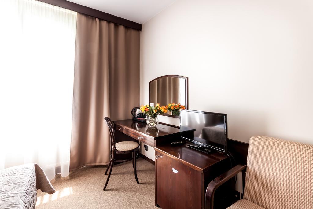 Go Cracow Resort Krakow Ngoại thất bức ảnh
