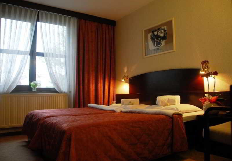 Go Cracow Resort Krakow Ngoại thất bức ảnh