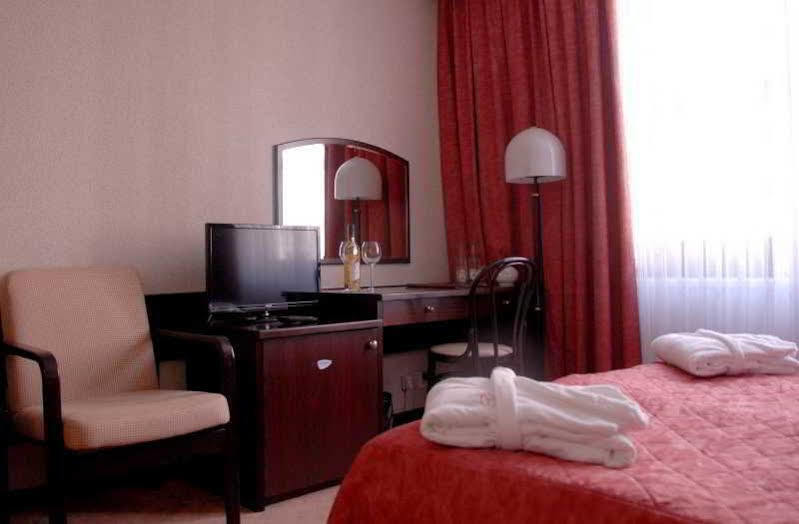 Go Cracow Resort Krakow Ngoại thất bức ảnh