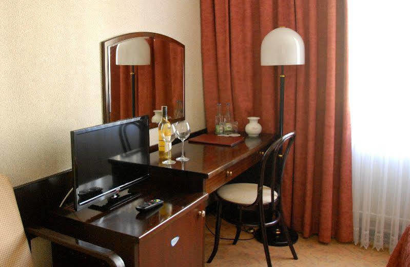 Go Cracow Resort Krakow Ngoại thất bức ảnh